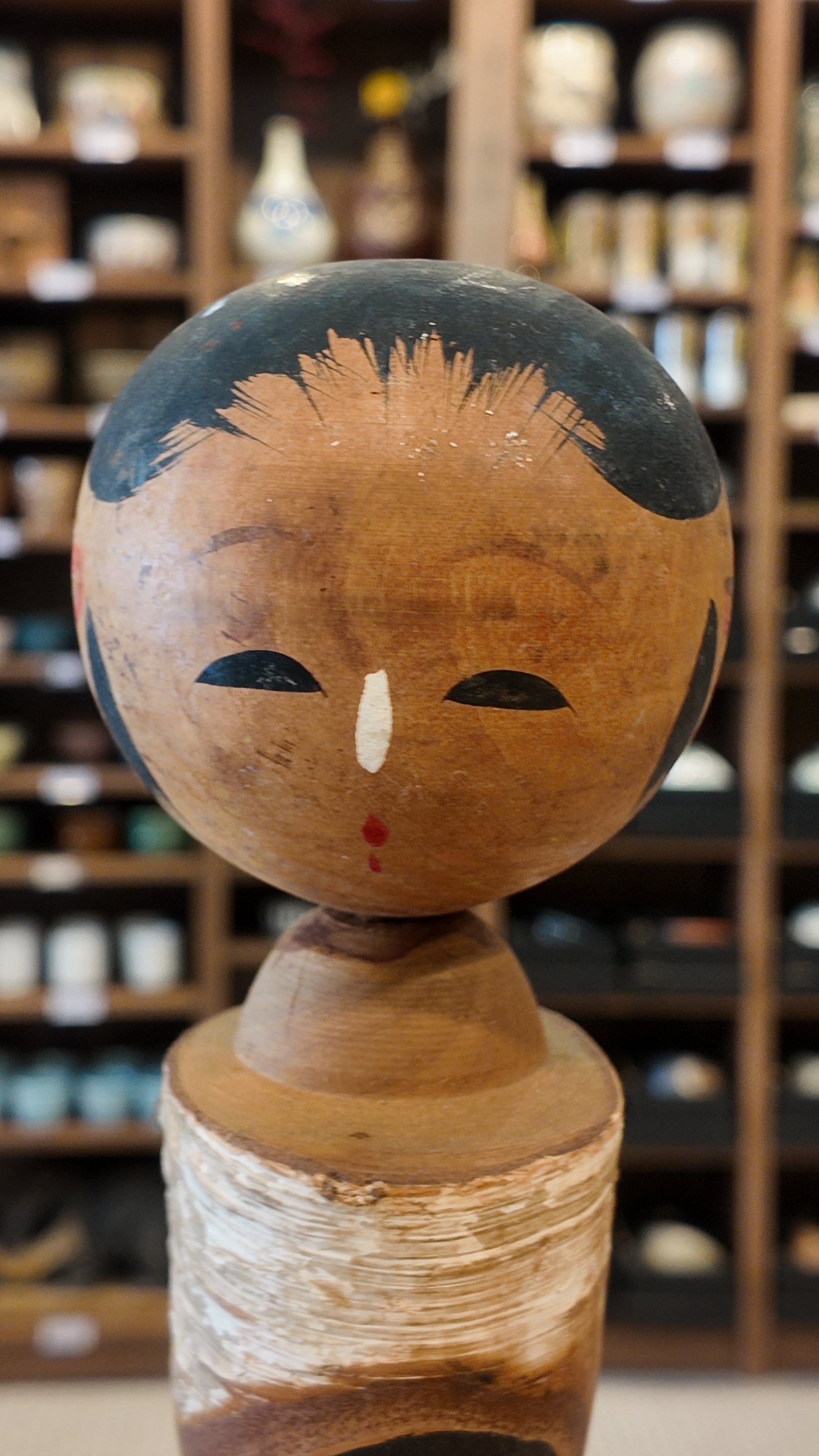 Poupée Kokeshi Vintage Japonaise – Artisanat Traditionnel – Objet Décoratif Japon – Cadeau Unique – Bois Peint Main