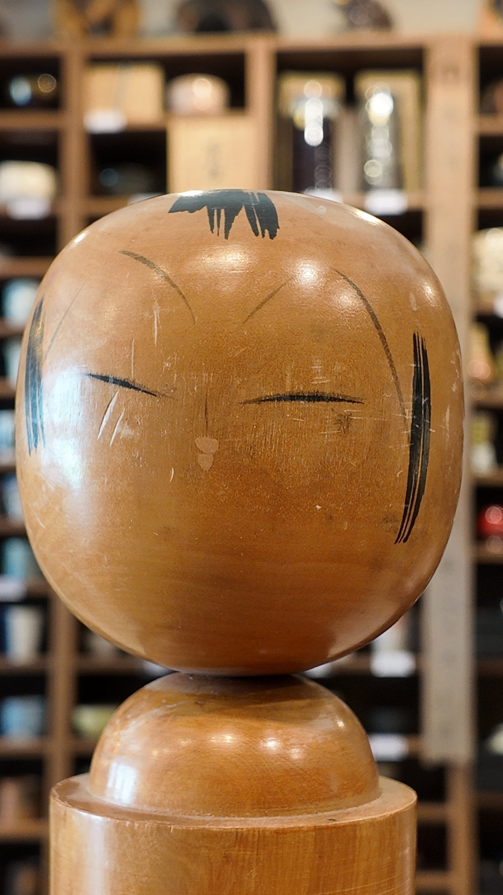 Poupée Kokeshi Vintage Japonaise – Artisanat Traditionnel – Objet Décoratif Japon – Cadeau Unique – Bois Peint Main